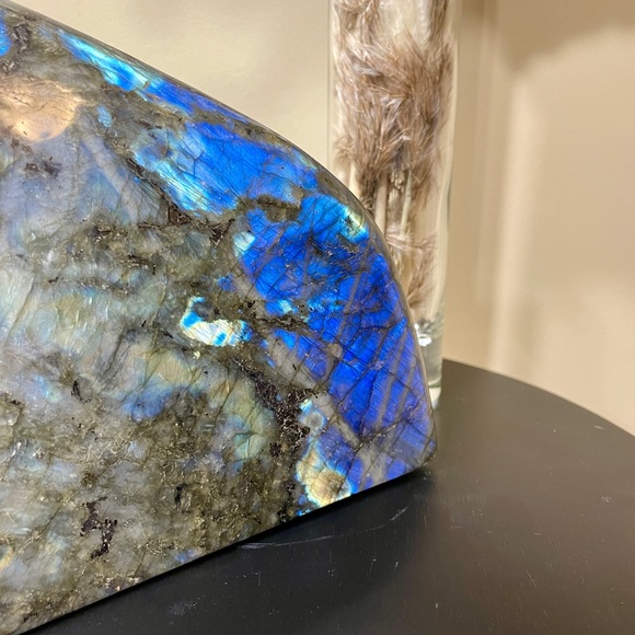 Huge 7+ Pound Labradorite Crystal Free Form with Electric Blue Flash - Picture 4 of 10